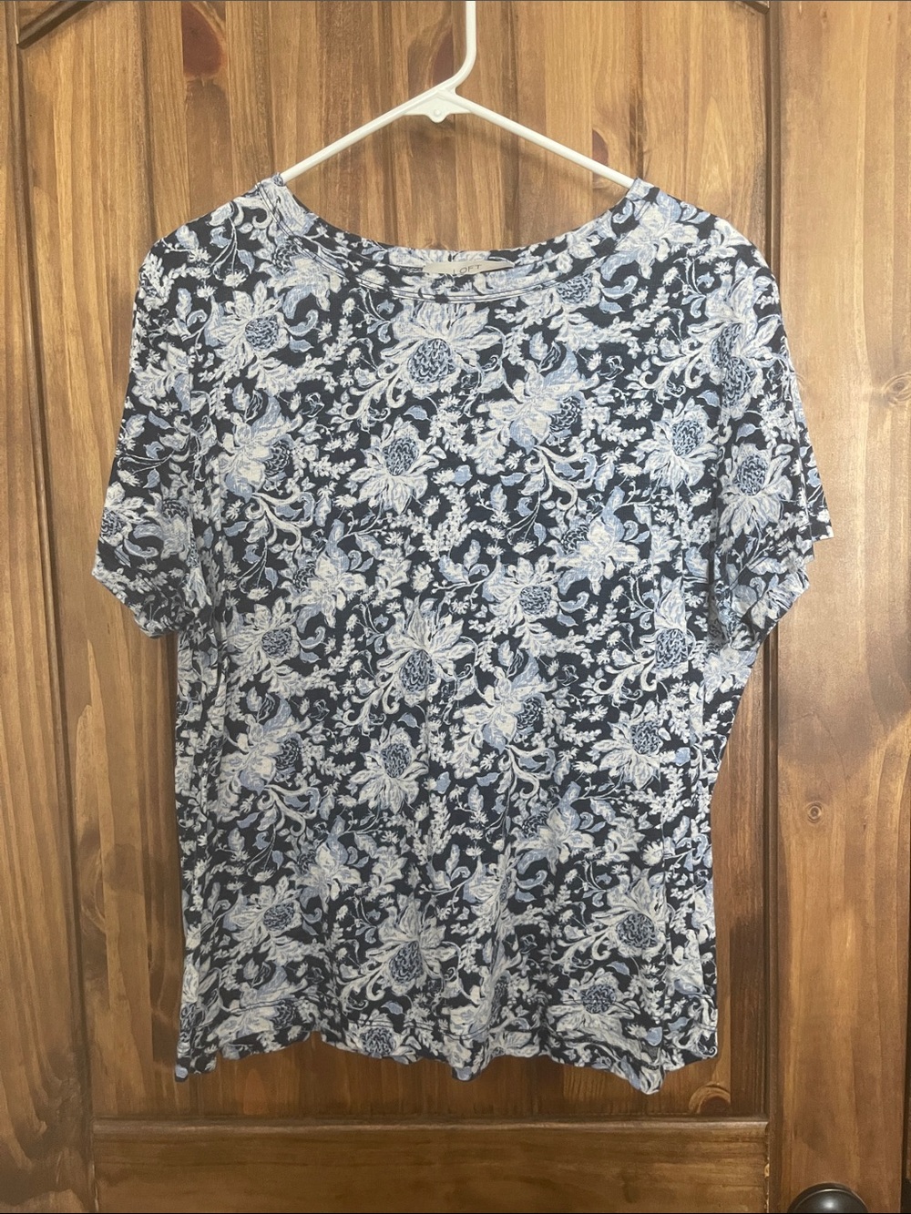 LOFT Navy and White Floral Short Sleeve Tee